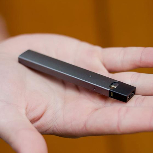 電子タバコ JUUL,非常にコンパクト